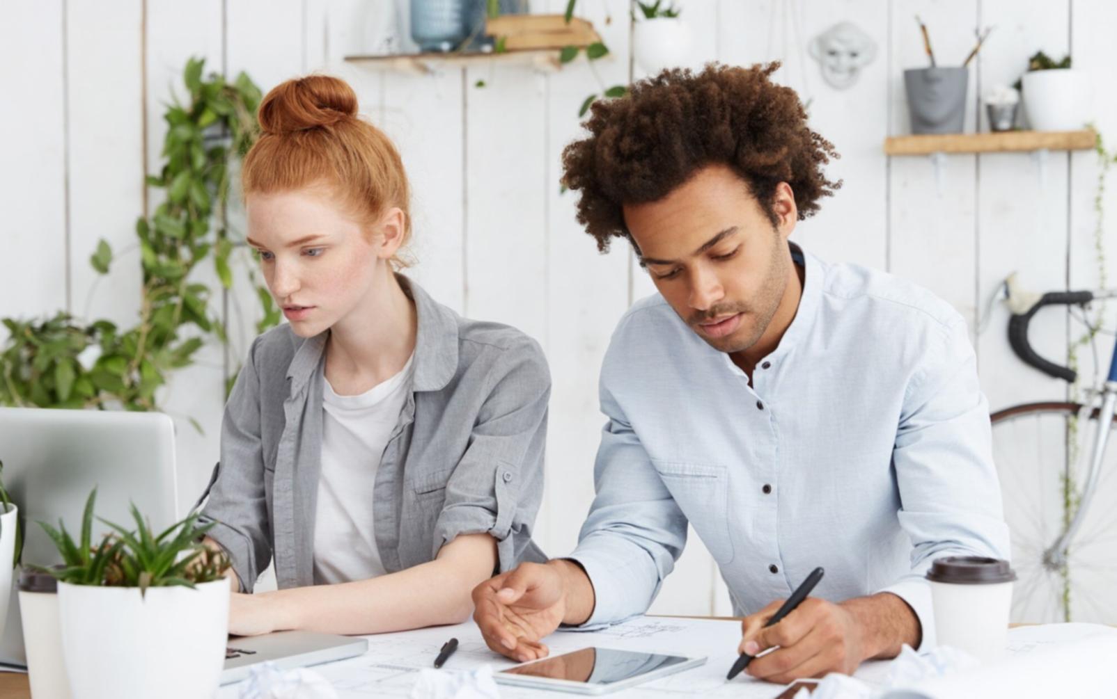 Praktyczna sesja treningowa z grupą kursantów podczas warsztatów z terapii grupowej